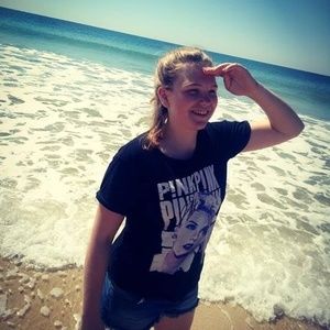 Meet your Posher, Kasey